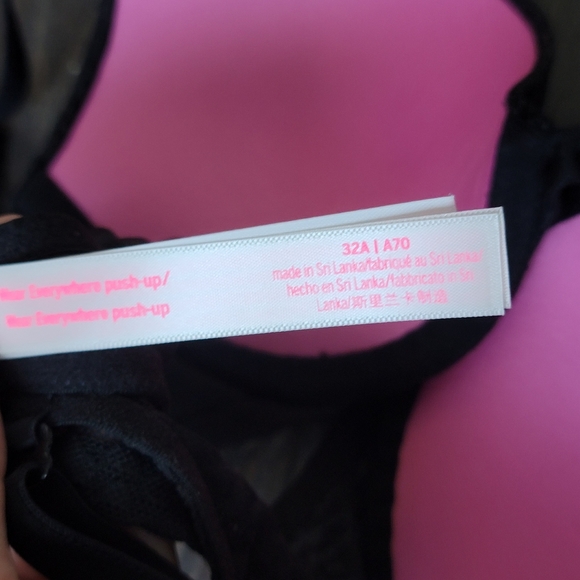 VS Pink Push-Up Bra 32A (BLACK ONLY) - Picture 11 of 12